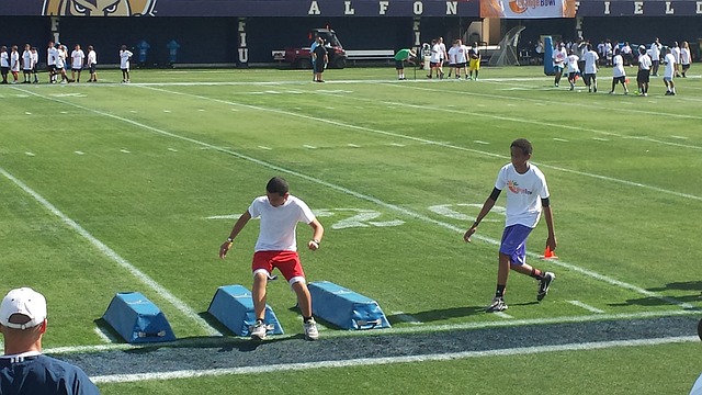 同时借助边 同时借助边